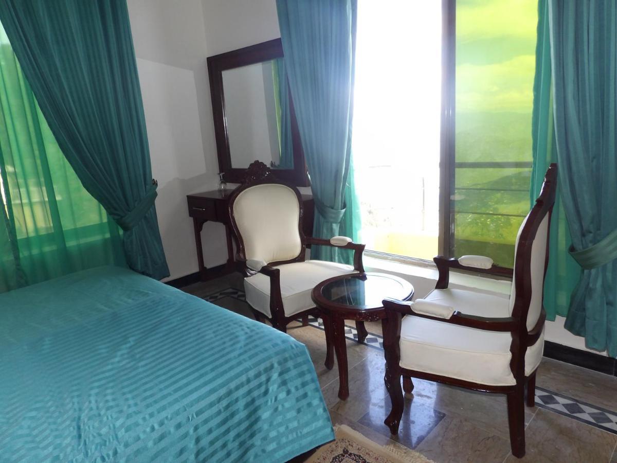 Canari Hotel Kashmir View Nathia Gali Экстерьер фото