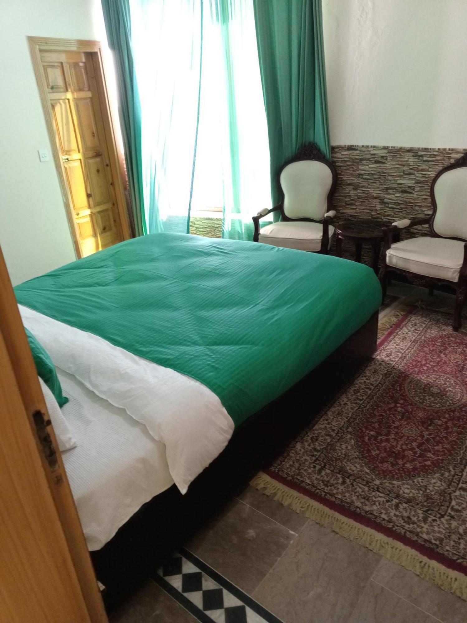 Canari Hotel Kashmir View Nathia Gali Экстерьер фото